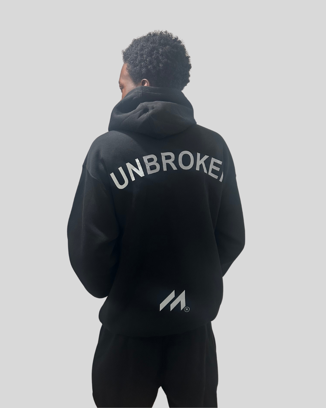 UNBROKEN HOODIE